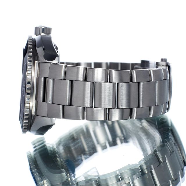 Omega Planet Ocean 215.30.44.21.01.001 Image 2